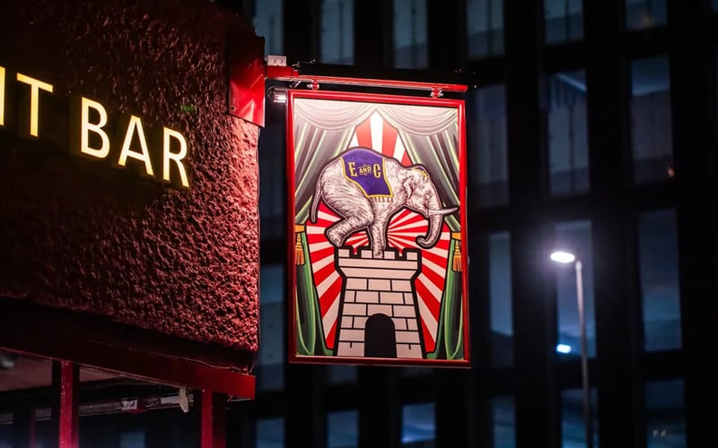 The Elephant and Castle  gallery images - Venues