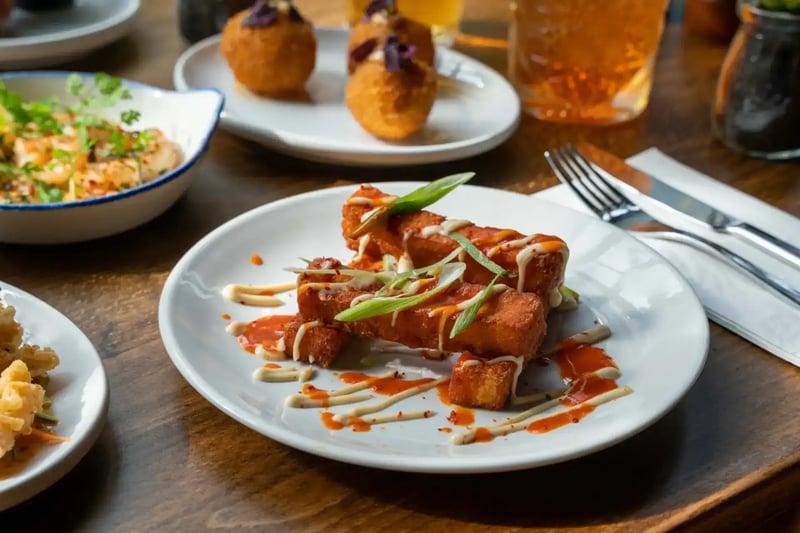 Singer Tavern food & drink section image - Venues