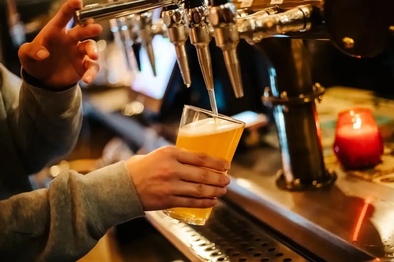 Commercial Tavern  food & drink    section image - Venues