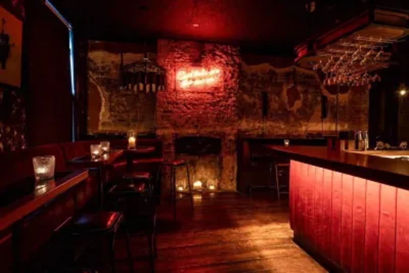 Welcome to The Black Horse. Visit us for after work drinks or a rest while shopping, or slip upstairs to our hidden cocktail bar and enjoy one of our inventive creations (or two).