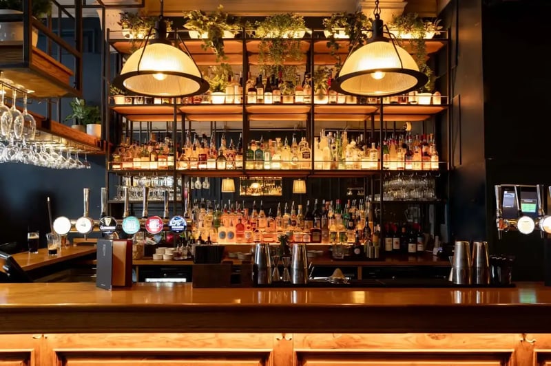 The Black Horse  gallery images - Venues
