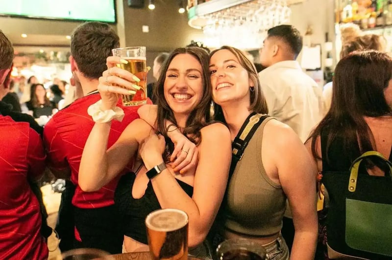 Bar Kick  gallery images - Venues