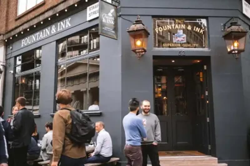 Welcome to Fountain & Ink. A modern British pub in the heart of South Bank.
Just a short walk from the National Theatre, The BFI Film Theatre and the Southbank Centre and accessible from multiple tube stations, including Southwark, Waterloo and Blackfriars. It's the perfect place for drinks and dinner after a day of culture at one of the many nearby theatres and galleries on the South Bank. We serve a seasonal pub menu and have an extensive range of craft beers on draught and many more in the fridge.
