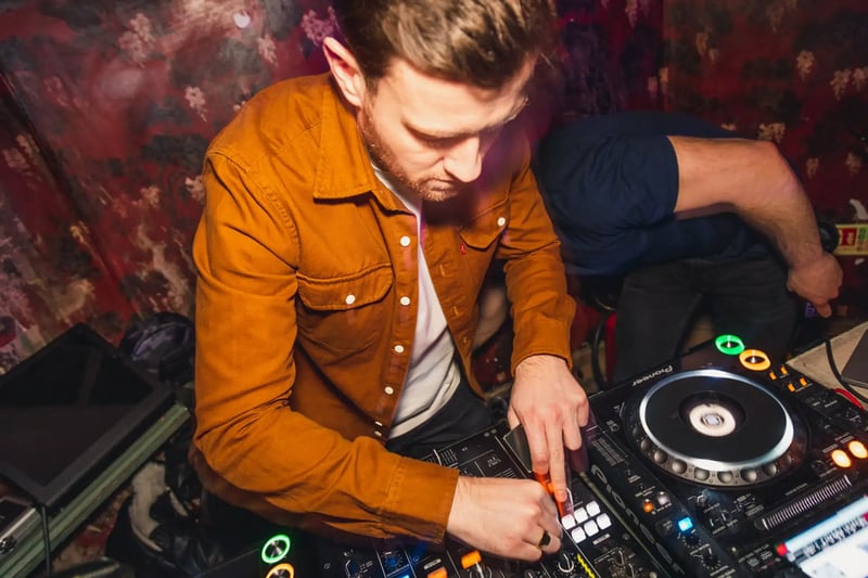 Elephant & Castle DJ nights