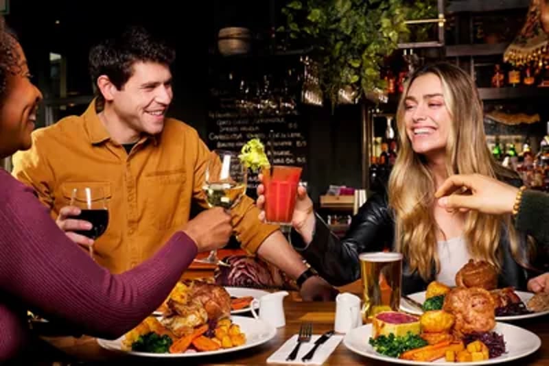 We’re serving up Kensal Green's best roasts every Sunday; with a choice of meat or veggie, roast potatoes, glazed carrots, greens, cauliflower cheese, Yorkshire puddings and gravy. 