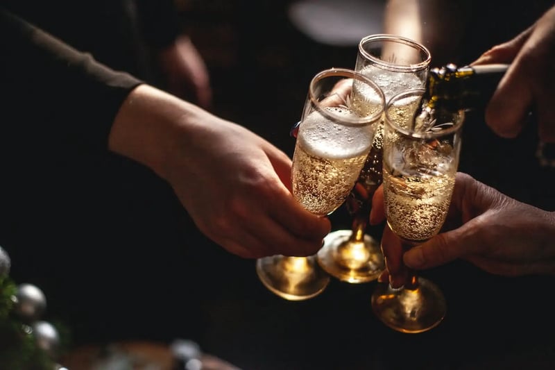 Celebrate New Year's Eve at the White Lion in Stroud Green for a cosy, festive night. Enjoy our friendly pub vibe and great drinks as you welcome the new year. A relaxed, joyous countdown awaits you at the White Lion!