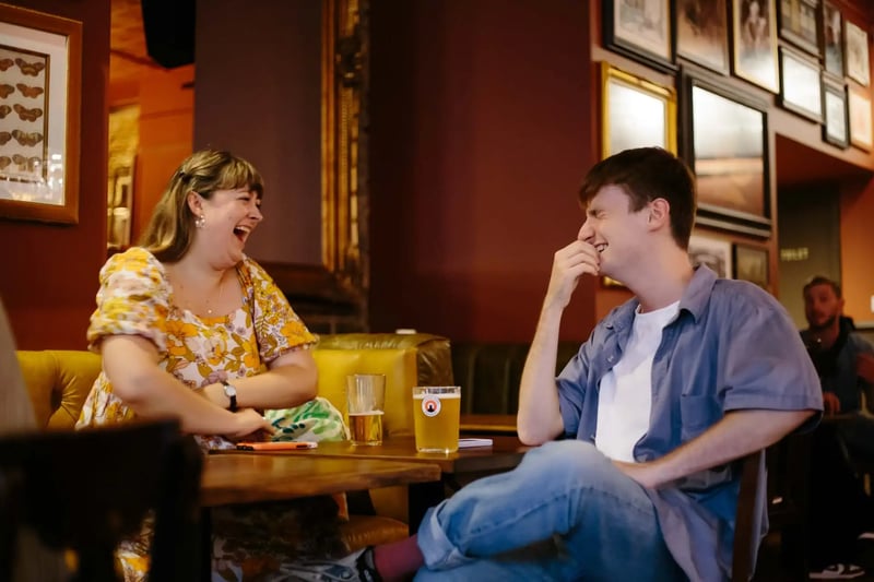 Crown & Castle is the perfect spot for great drinks in East London. Our beautiful bar is the ideal spot to meet up with friends & family for drinks on Kingsland Road.