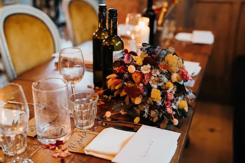 Paradise menus section image - Weddings
