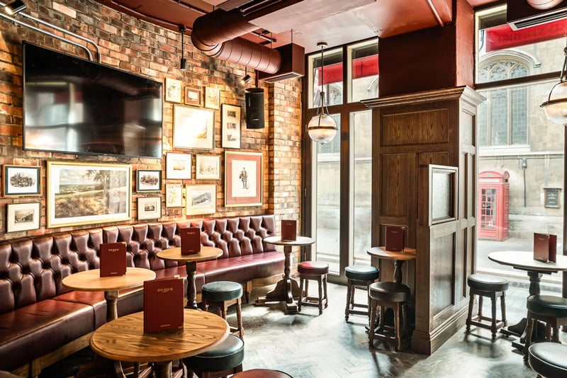 Wren Tavern gallery images - Private hire pages