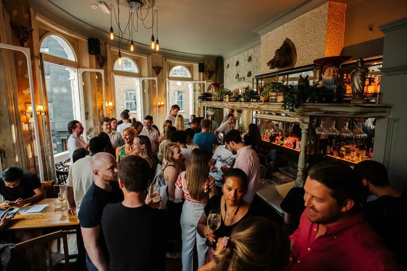 Commercial Tavern  hero image - Private hire pages
