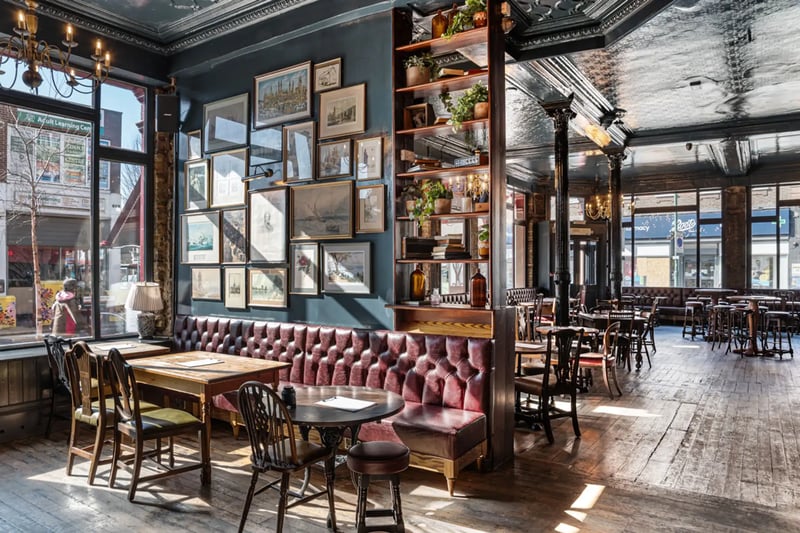 The Red Lion gallery images - Private hire pages