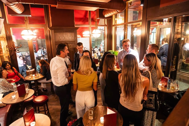 Wren Tavern gallery images - Private hire pages