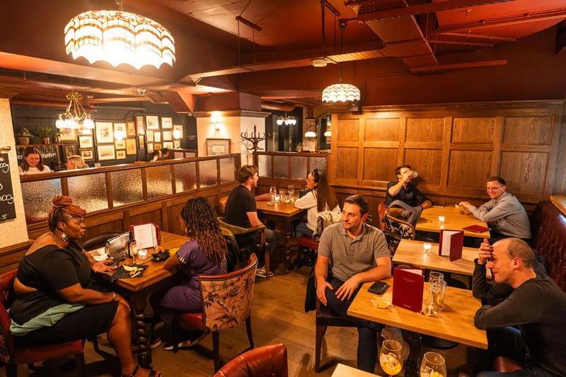Wren Tavern gallery images - Private hire pages