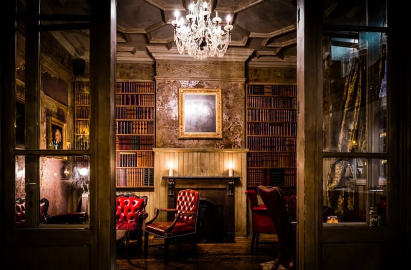 Paradise gallery images - Private hire pages