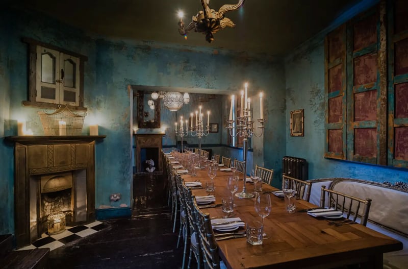 Paradise gallery images - Private hire pages