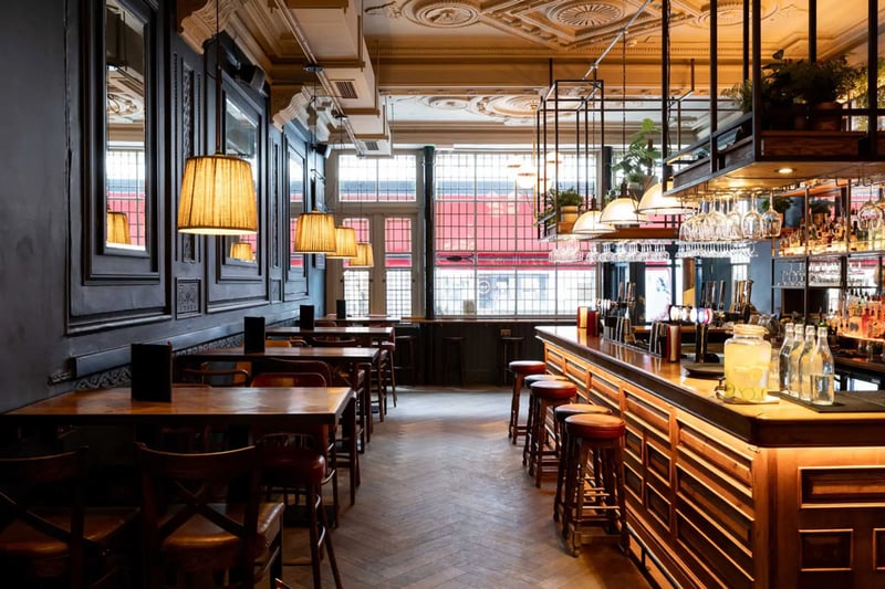 The Black Horse gallery images - Private hire pages