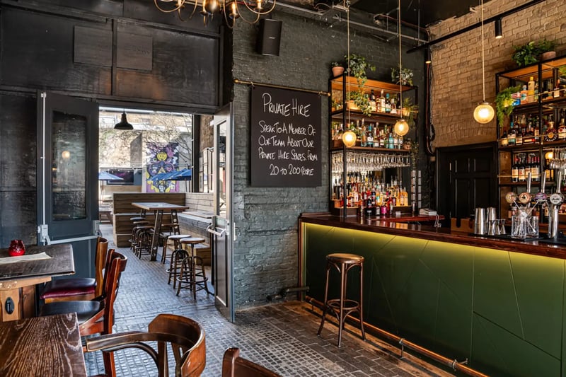 Red Lion - The Garden Room gallery - Private hire spaces