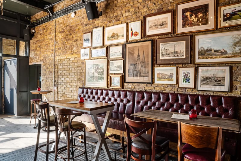 Red Lion - The Garden Room gallery - Private hire spaces