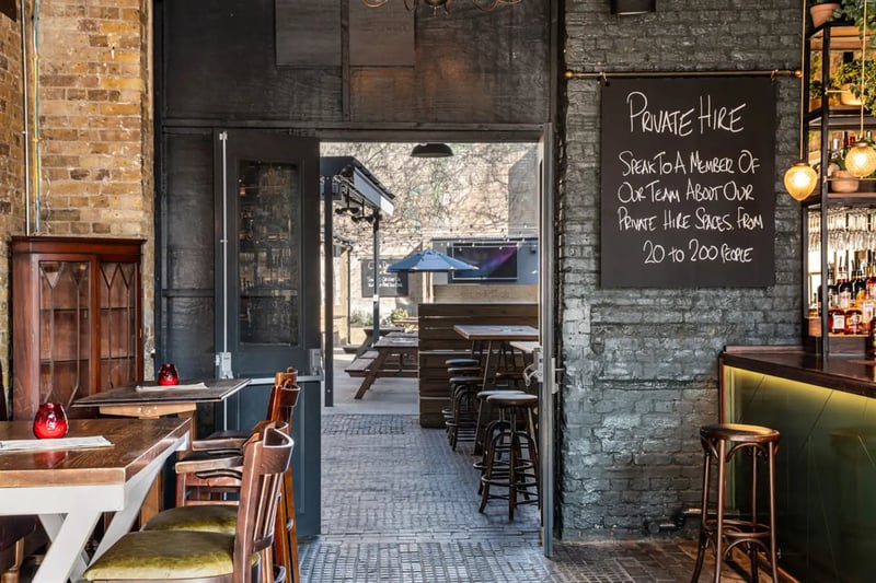 Red Lion - The Garden Room gallery - Private hire spaces