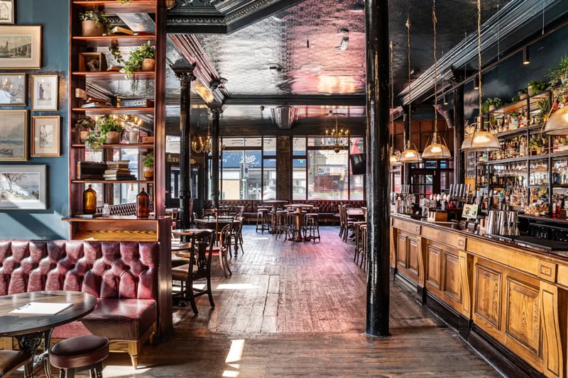 Red Lion - Main bar  hero image - Private hire spaces