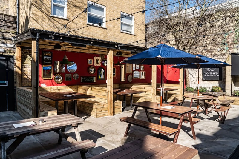 Red Lion - The Garden gallery - Private hire spaces