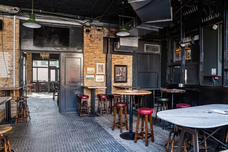 Red Lion - The Garden gallery - Private hire spaces