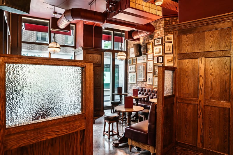 Wren Tavern - The Nook gallery - Private hire spaces