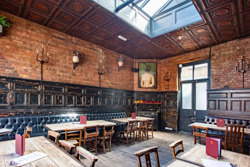 Three Johns - The Back Room gallery - Private hire spaces