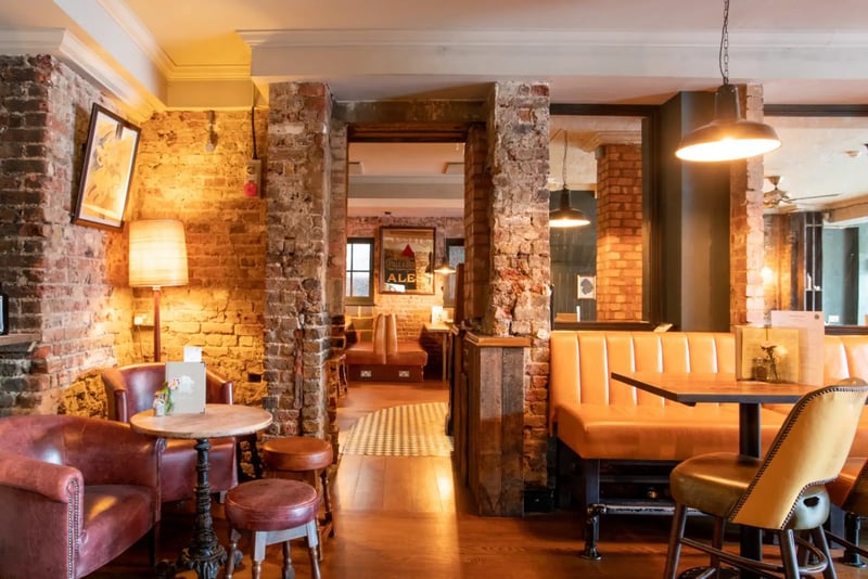 White Lion - Stroud Green Corner gallery - Private hire spaces