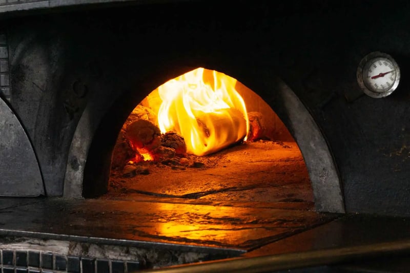 Well Street Pizza - Full Venue gallery - Private hire spaces