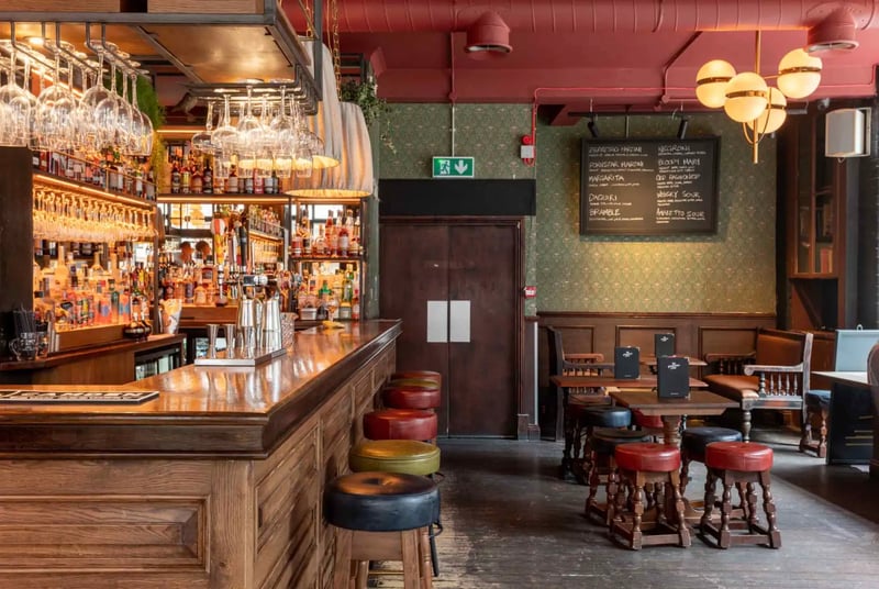 Slaughtered Lamb - Street Level Bar gallery - Private hire spaces