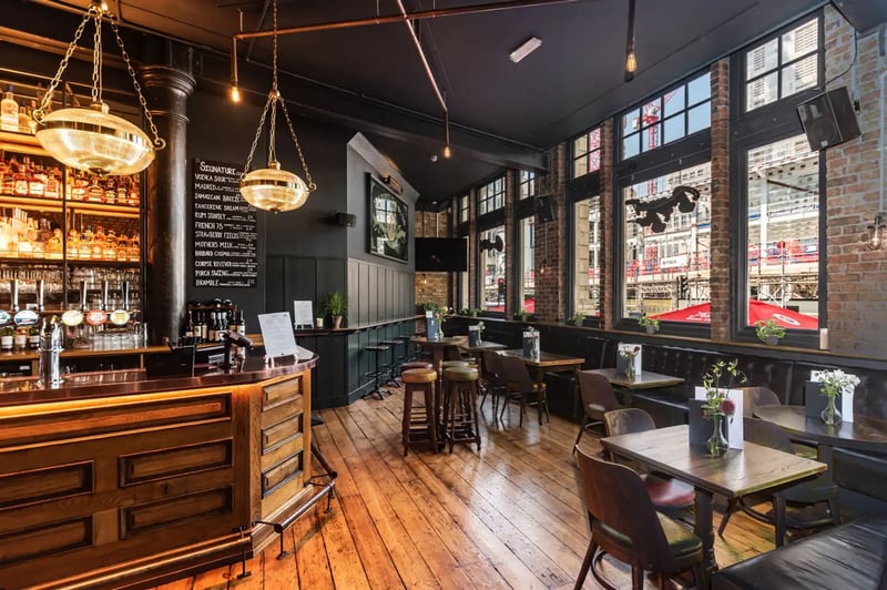 Harrild & Sons - Main Bar gallery - Private hire spaces