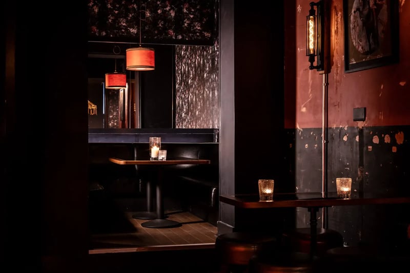 Black Horse - Upstairs Bar gallery - Private hire spaces