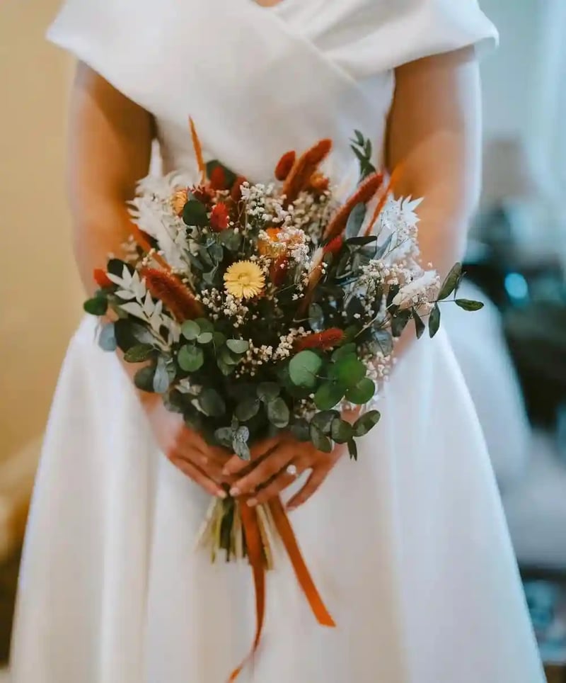 Back in old-school Europe, it was believed that just *touching* the bride on her wedding day brought good luck to unmarried women 💫💍

To avoid being tugged from every direction (literally!), brides started tossing their bouquets into the crowd — a clever escape and a fun way to see who might be next to say “I do” 👰‍♀️💐and began the playful traditional of the bouquet toss!

Traditions with a twist -we love to see it 💗 

📸 @ivideocouk