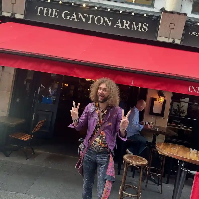 Join us tonight for some lovely live blues session with amazing @garciatheband @woodie_bass 
8-10pm! 
.
.
.
.
.
#pub #livemusic #fun #goodvibes #friends
