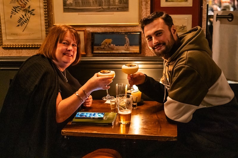 2 cocktails for £16 - Every Wed & Thurs from 5pm!