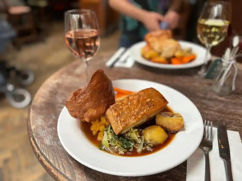 Join us for delicious roasts every Sunday! Not to be missed 🤤 book via link in bio