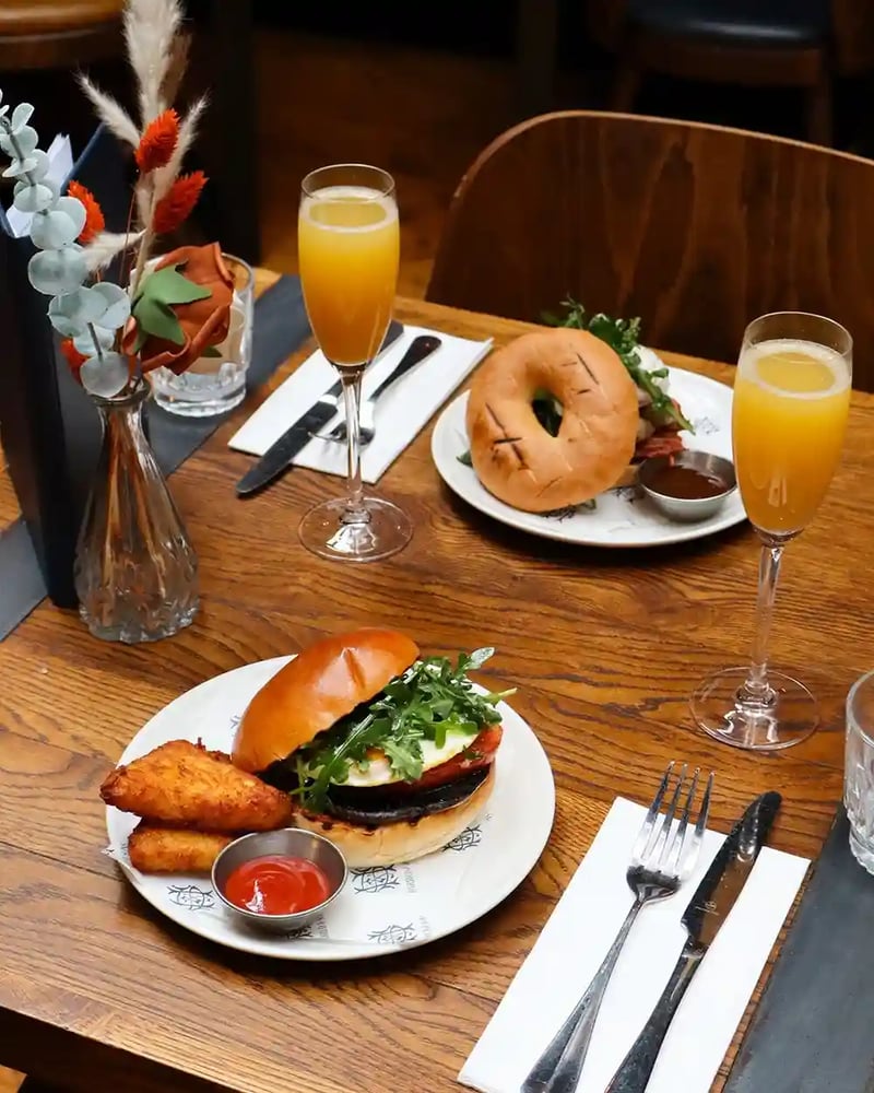 Weekday lunches just got way tastier 🤩 

From 12-4pm, Monday to Friday, you can grab delicious lunch dishes for under a tenner at Harrild & Sons. Think Smashed Avocado on toast, Crispy Chicken Waffle, and more - all without breaking the bank.

Tag your lunch buddy 🥑🥓