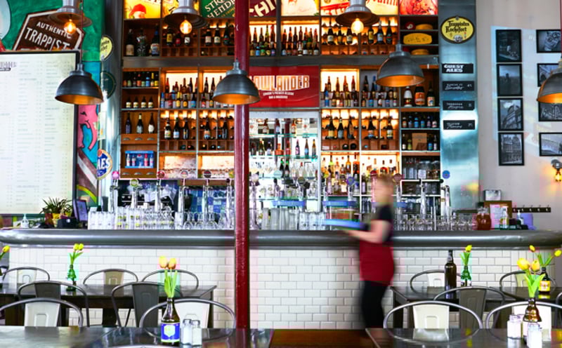 On the edge of Covent Garden, down London’s historic Drury Lane, you’ll find Lowlander grand café: a unique and unpretentious hidden gem with traditional Belgian beer and cuisine at its heart. Whether for lunch, social drinks, a pre-theatre gathering or dinner, Lowlander’s palpable Belgian vibe and exceptional food and drink specialities make it a genuinely one-off London bar that is refreshingly different. Embodying the inimitable hospitality and warmth of the Low Countries, the very source of its name, Lowlander grand café will immediately captivate you with its continental charm.