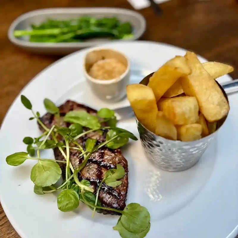 Steak is the winner! 
Cooked just right, served with homemade triple-cooked chips and a side of creamy peppercorn sauce.
Come get yours!
.
.
.
.
.
#pub #soho #lunch #dinner #tasty #food #yum #goodvibes #london
