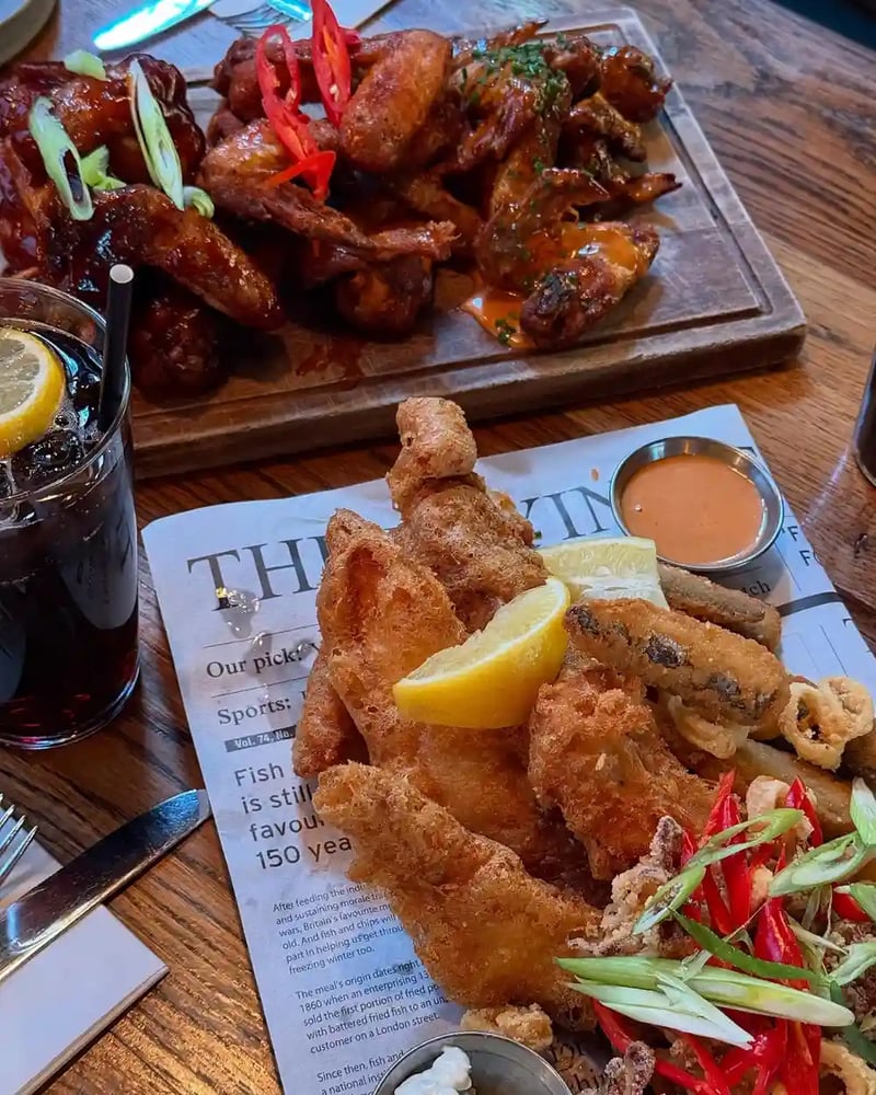 Sharing is caring right? 😉 Which sharing board are you ordering… vote below!