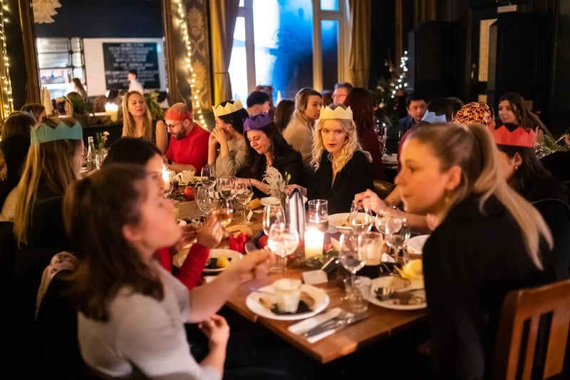 The Lord Wargrave is a smokehouse and whisky bar in Marylebone. With a cosy restaurant area and bar boasting over 200 Whiskys. A short walk from both Edgware Road and Baker Street stations.