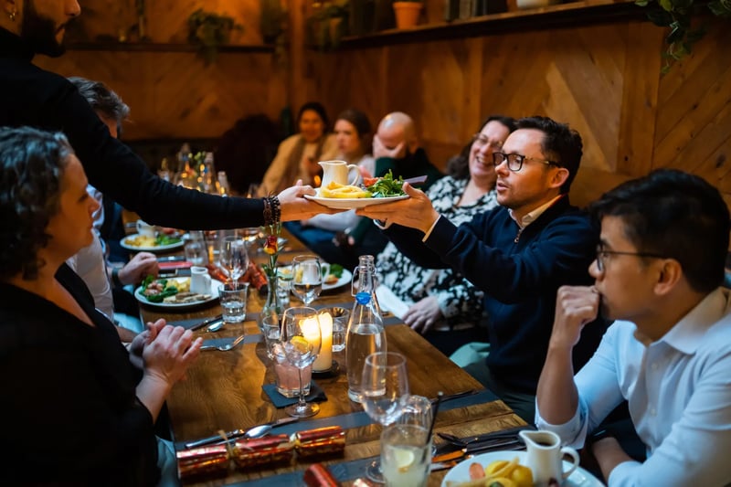 Wood-furnished bar with exposed brick and skylights, serving real ales and an eclectic food menu. Fine Beers, Wines & Spirits.