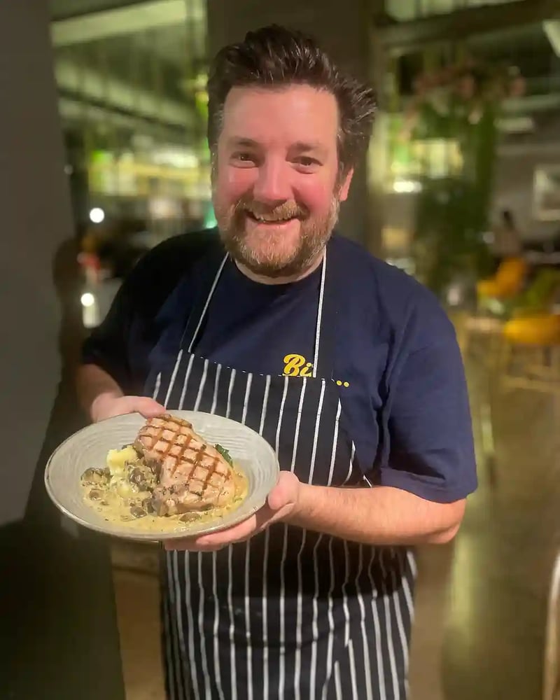 Red 🦁 Training is in full swing! Our fantastic team can not wait to welcome you all back next week!! 🍸 training in full swing 🍺 tasting and pint pouring 🍷 our beautiful wines from @boutinotwines @maisonmirabeau 🥩 our amazing Exec chef Tim has cooked off all our delicious new dishes @redlione11  #pub #eastlondon #eastlondonfood #winelover #cocktails