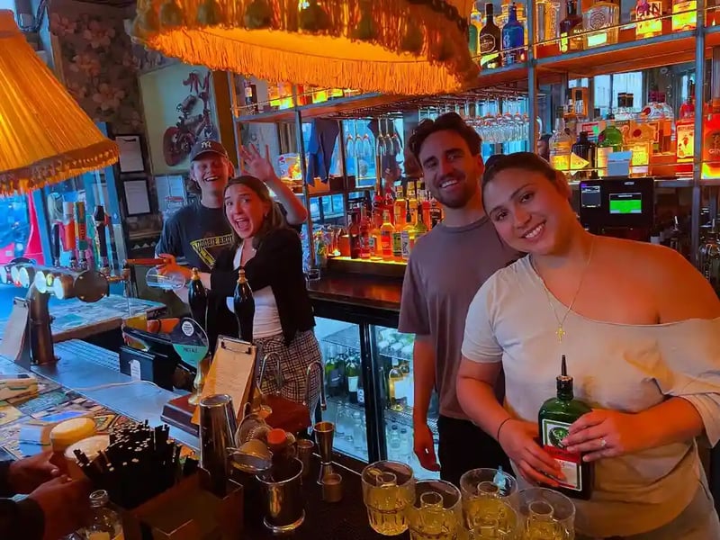 Pints, shots & the best team in East… Saturday night locked in ✅🔒🍻#shoreditch #pub #love #east