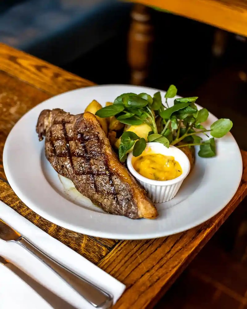 Your Friday evening dinner plans? Sorted 🥩

Bring your friends and your appetite!