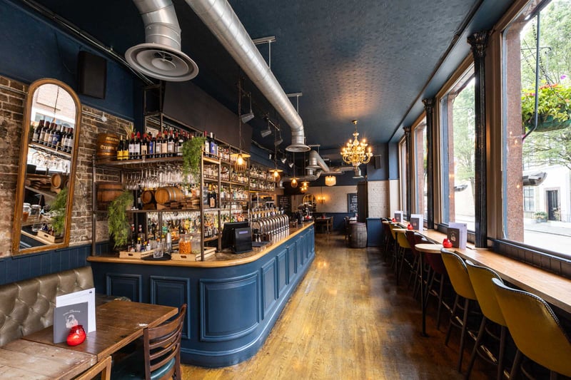The Lord Wargrave is a smokehouse and whisky bar in Marylebone. With a cosy restaurant area and bar boasting over 200 Whiskys. A short walk from both Edgware Road and Baker Street stations.