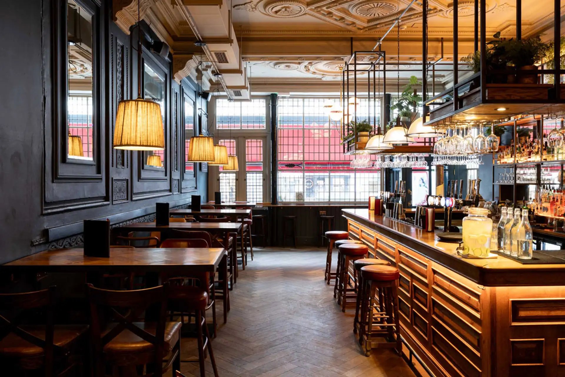 The Black Horse  gallery images - Private hire pages