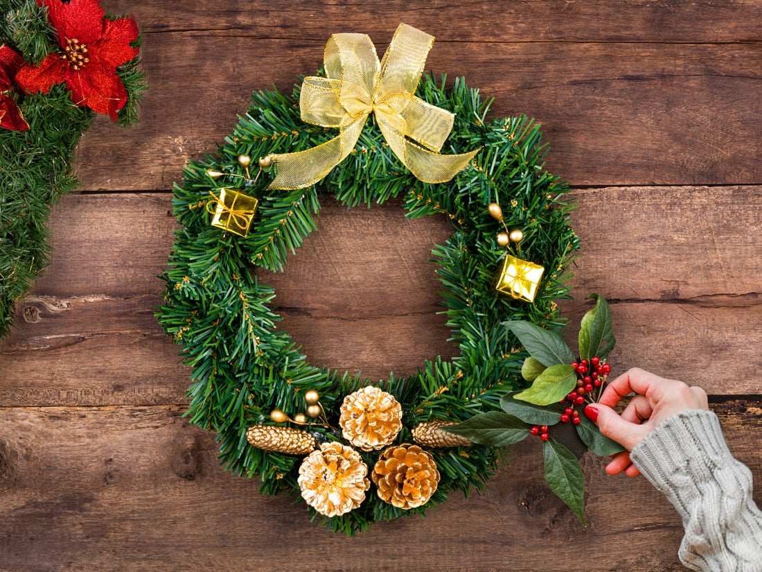 Kick off the festive season with a Christmas wreath-making workshop at The George & Dragon, hosted by local florist Daisy. Get creative, have fun, and craft your own stunning wreath to bring holiday cheer to your home.